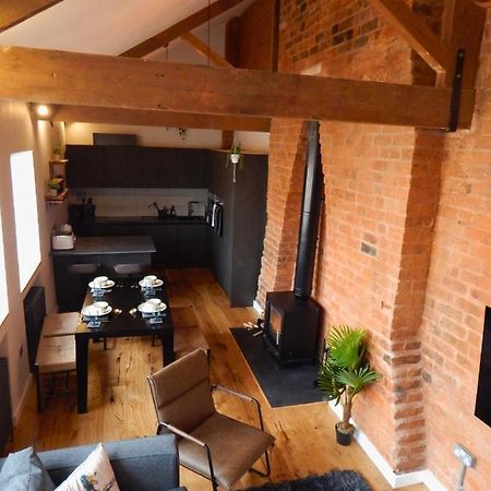 Vip 3Br Grade2 Luxurious Industrial House With Wood Fire, Electric Blinds And Big Cast Iron Windows In The Heart Of The Jq Villa Birmingham Bagian luar foto