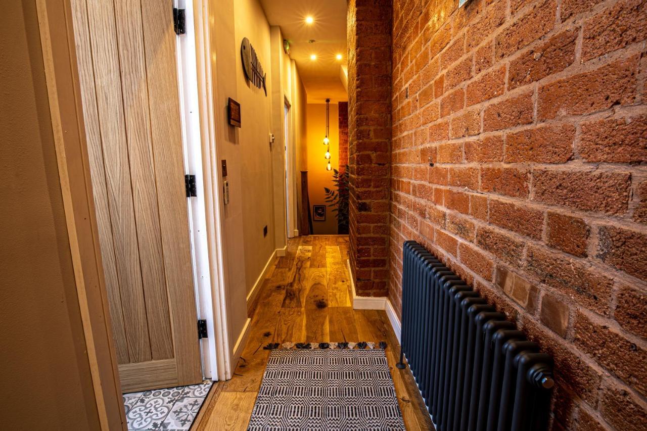 Vip 3Br Grade2 Luxurious Industrial House With Wood Fire, Electric Blinds And Big Cast Iron Windows In The Heart Of The Jq Villa Birmingham Bagian luar foto