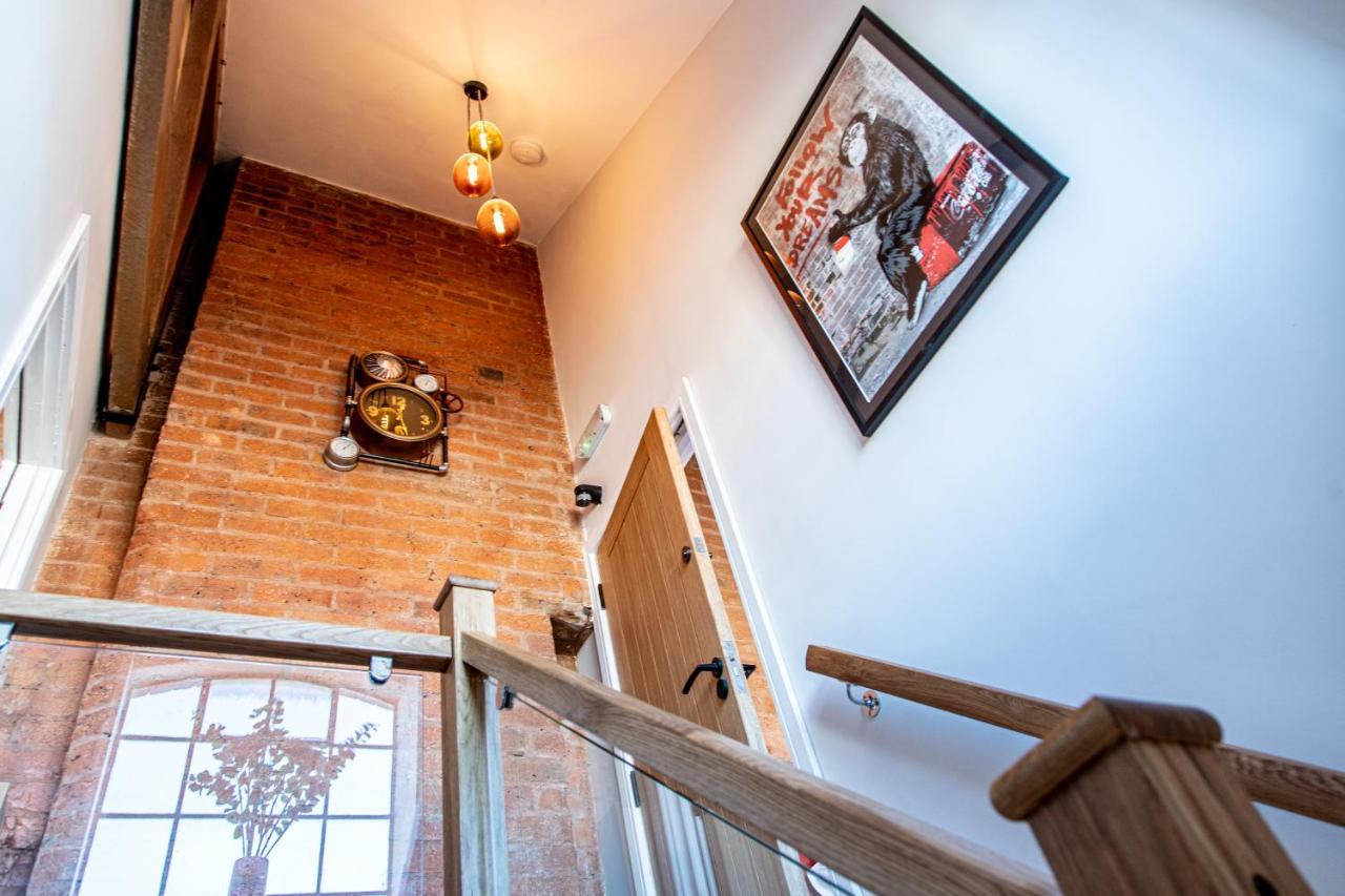 Vip 3Br Grade2 Luxurious Industrial House With Wood Fire, Electric Blinds And Big Cast Iron Windows In The Heart Of The Jq Villa Birmingham Bagian luar foto