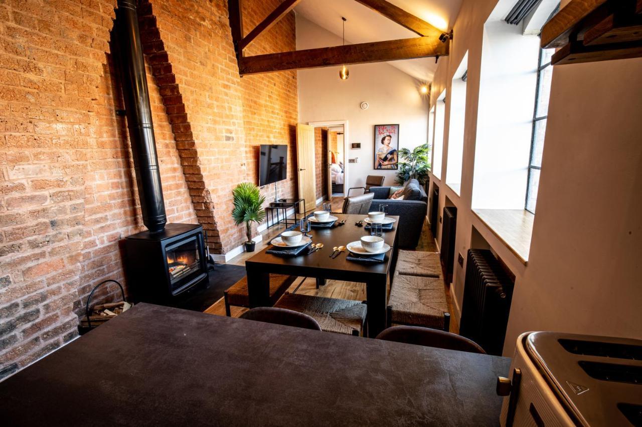 Vip 3Br Grade2 Luxurious Industrial House With Wood Fire, Electric Blinds And Big Cast Iron Windows In The Heart Of The Jq Villa Birmingham Bagian luar foto
