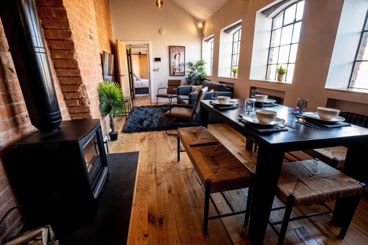 Vip 3Br Grade2 Luxurious Industrial House With Wood Fire, Electric Blinds And Big Cast Iron Windows In The Heart Of The Jq Villa Birmingham Bagian luar foto